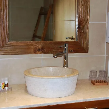 Astrolabe Lägenhetshotell Khrónia