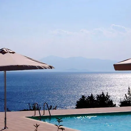 아파트호텔 Astrolabe Khrónia